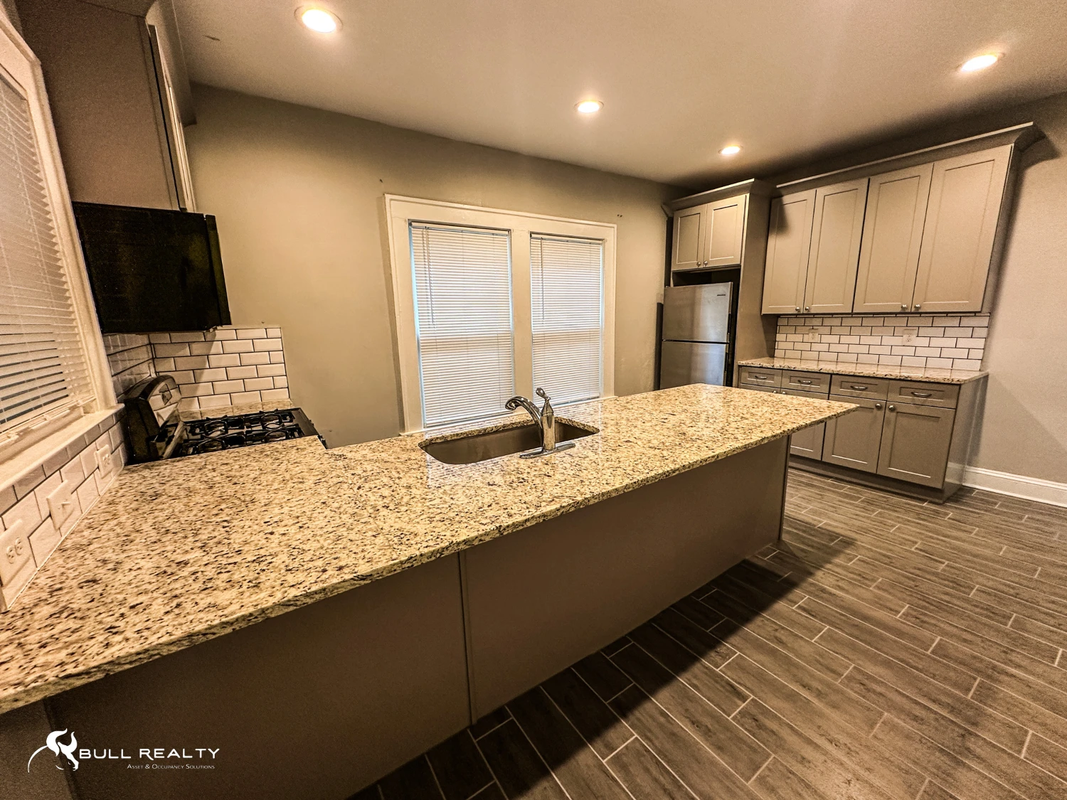 4 Units in the Heart of Midtown | For Sale 