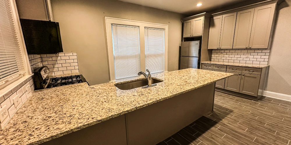 4 Units in the Heart of Midtown | For Sale 