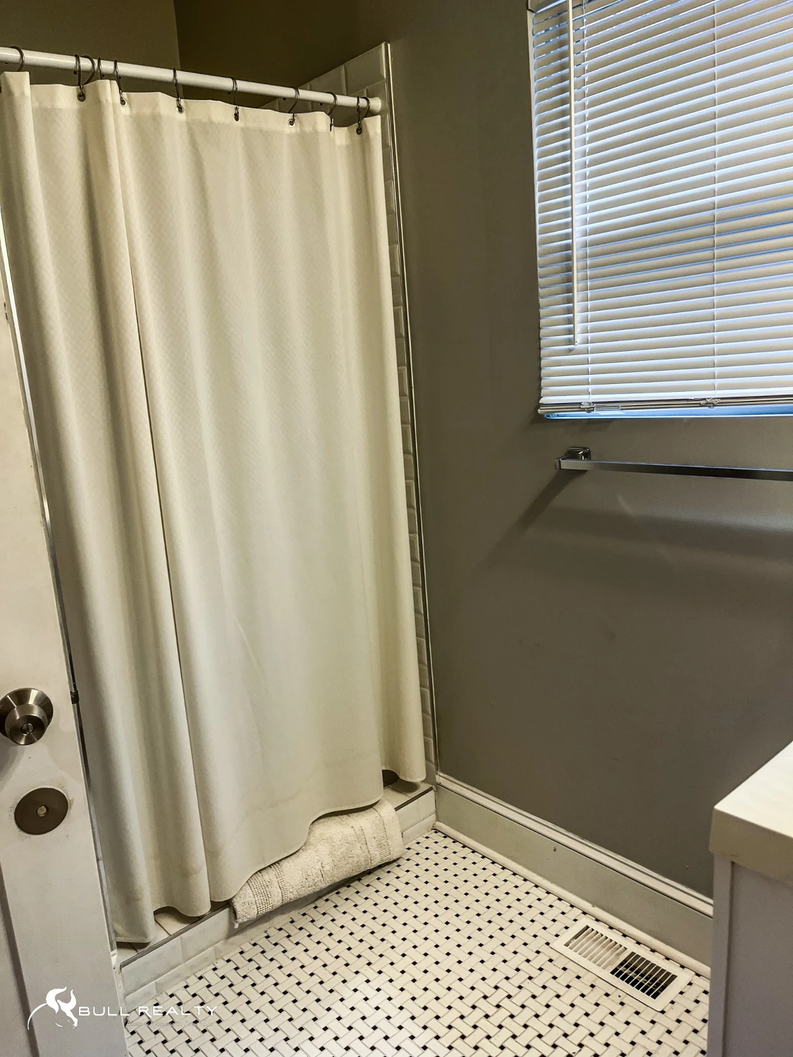 4 Units in the Heart of Midtown | For Sale 