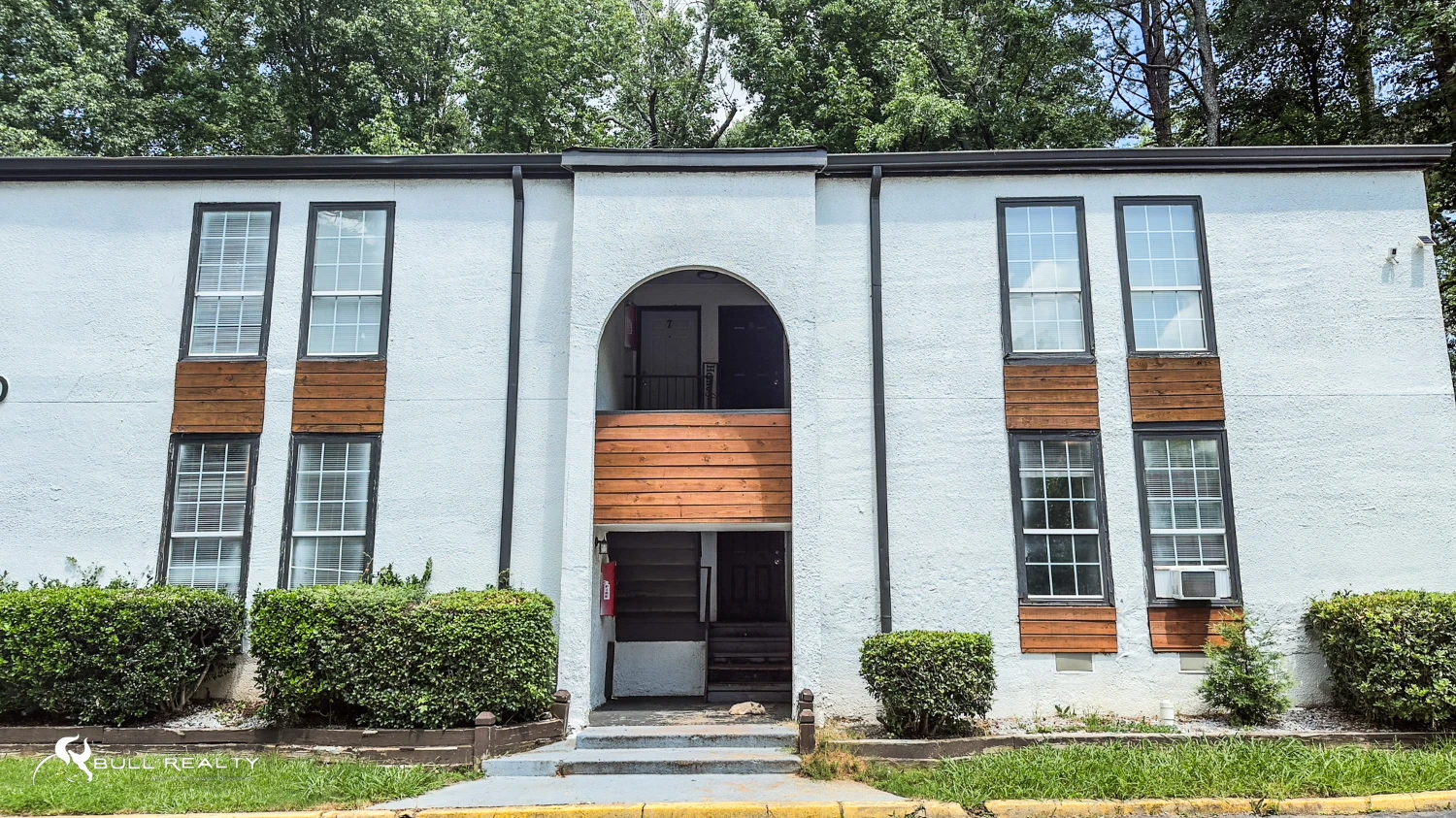 Bank-Owned | 80-Unit Value-Add Multifamily Opportunity