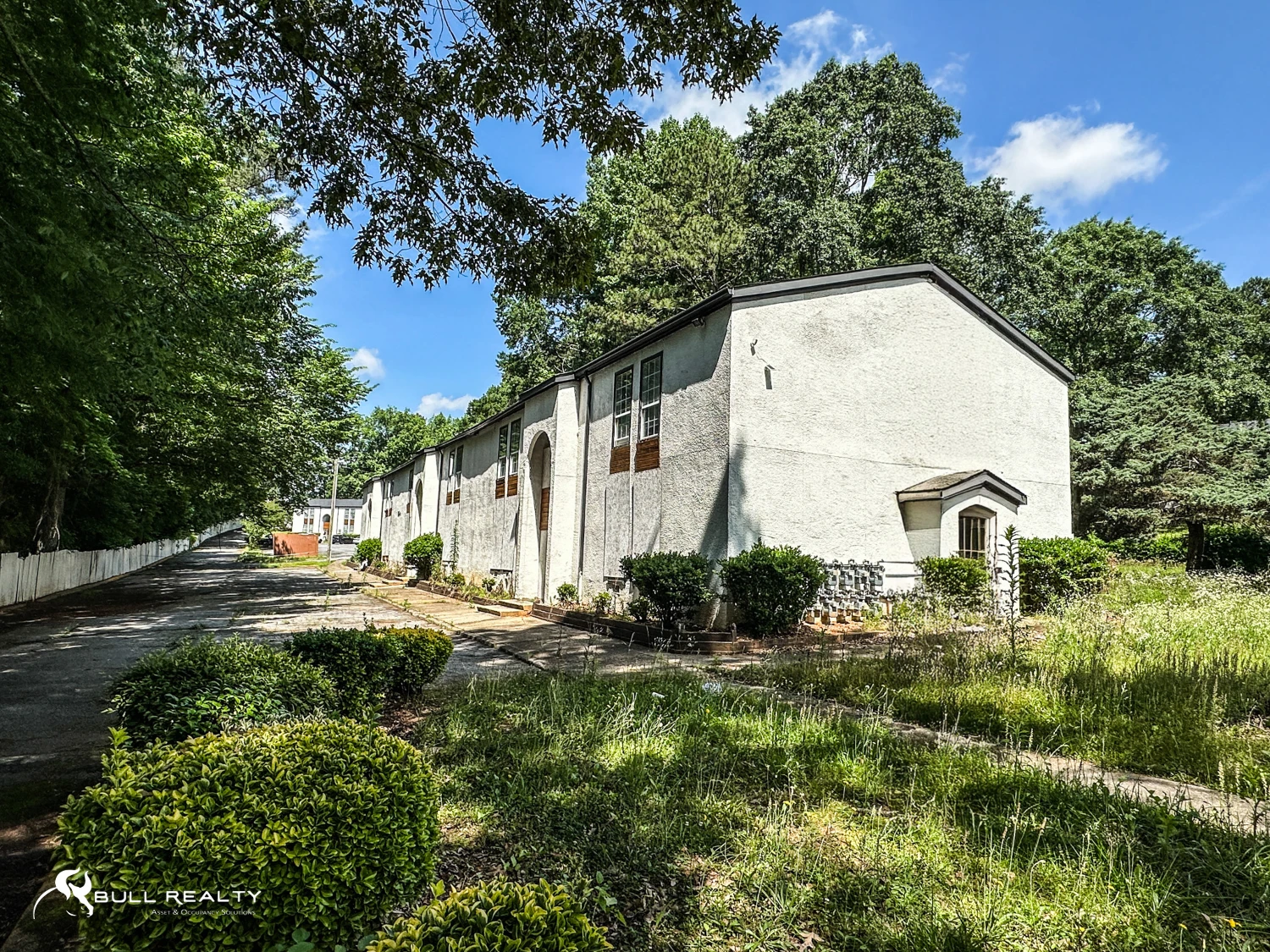 Bank-Owned | 80-Unit Value-Add Multifamily Opportunity