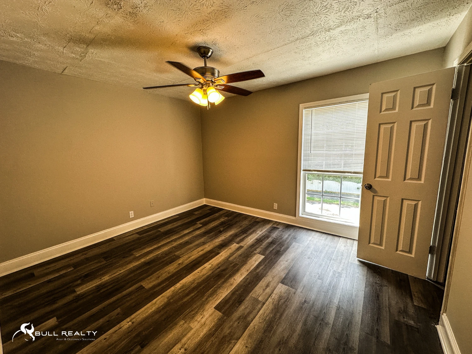 Bank-Owned | 80-Unit Value-Add Multifamily Opportunity
