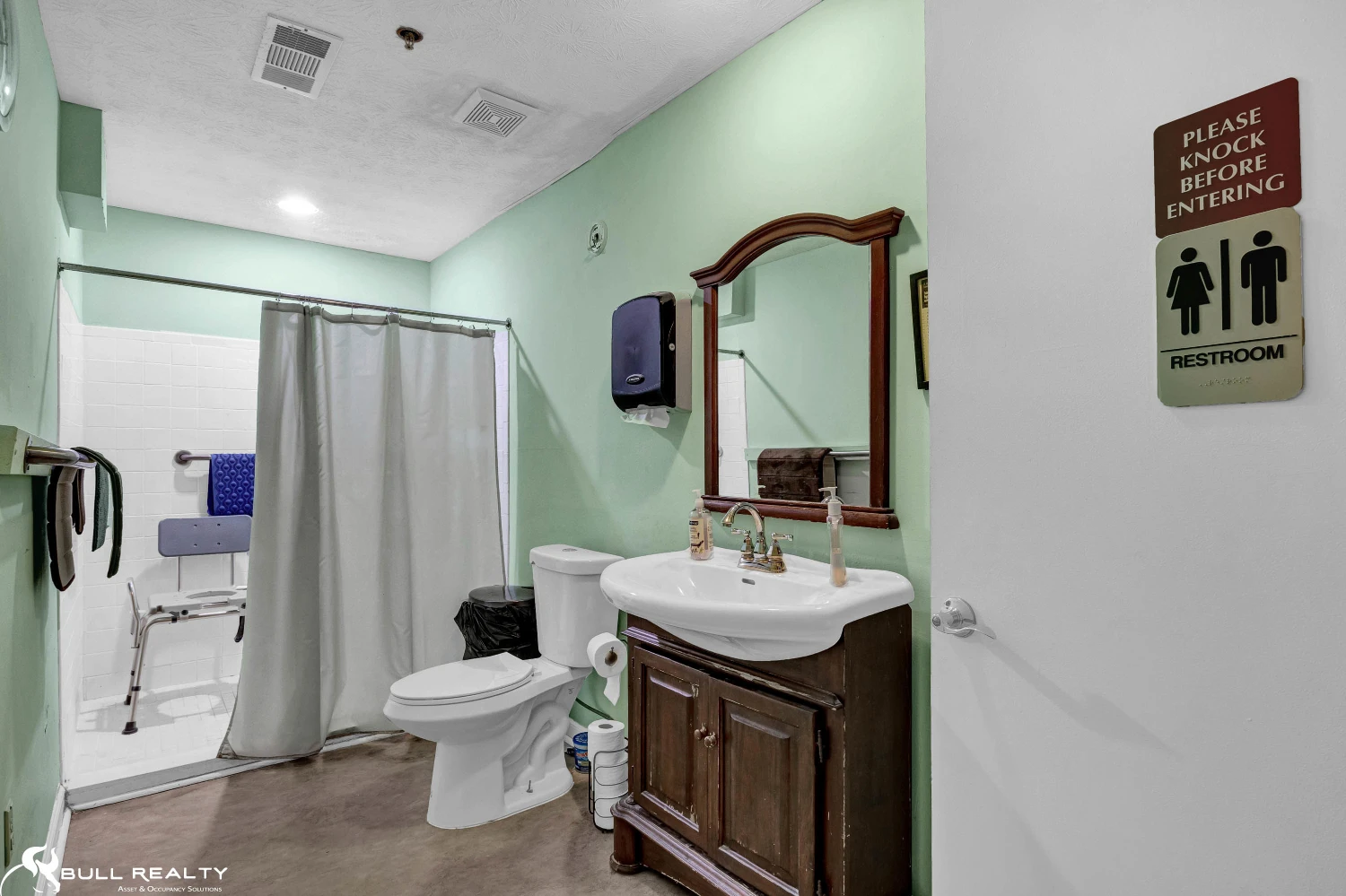 High Occupancy  Personal Care Home | 15 Units with Room to Grow