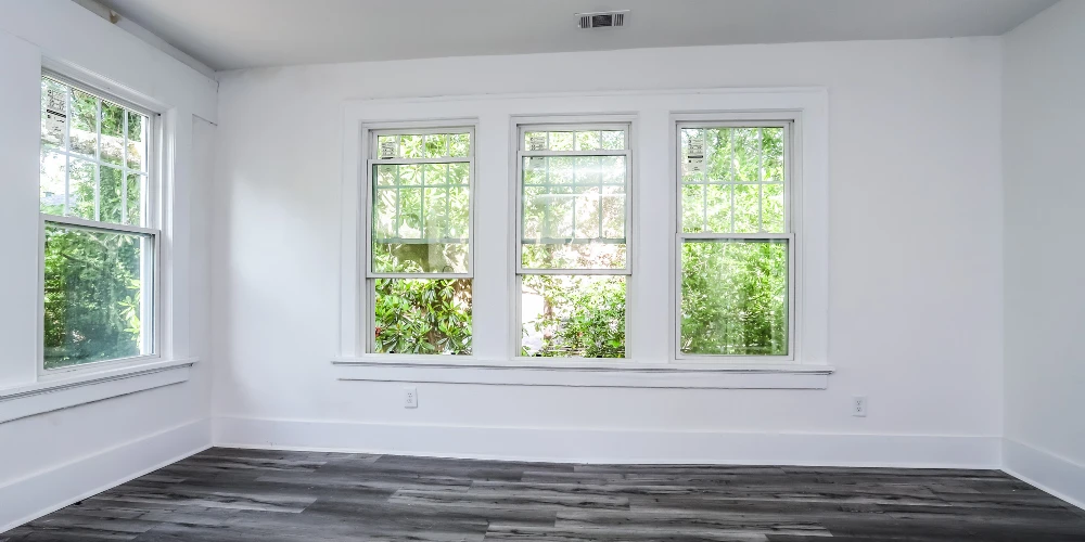 Newly Renovated Intown 10-Unit Apartment Building With Extra Land for Potential Development
