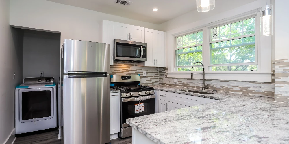 Newly Renovated Intown 10-Unit Apartment Building With Extra Land for Potential Development