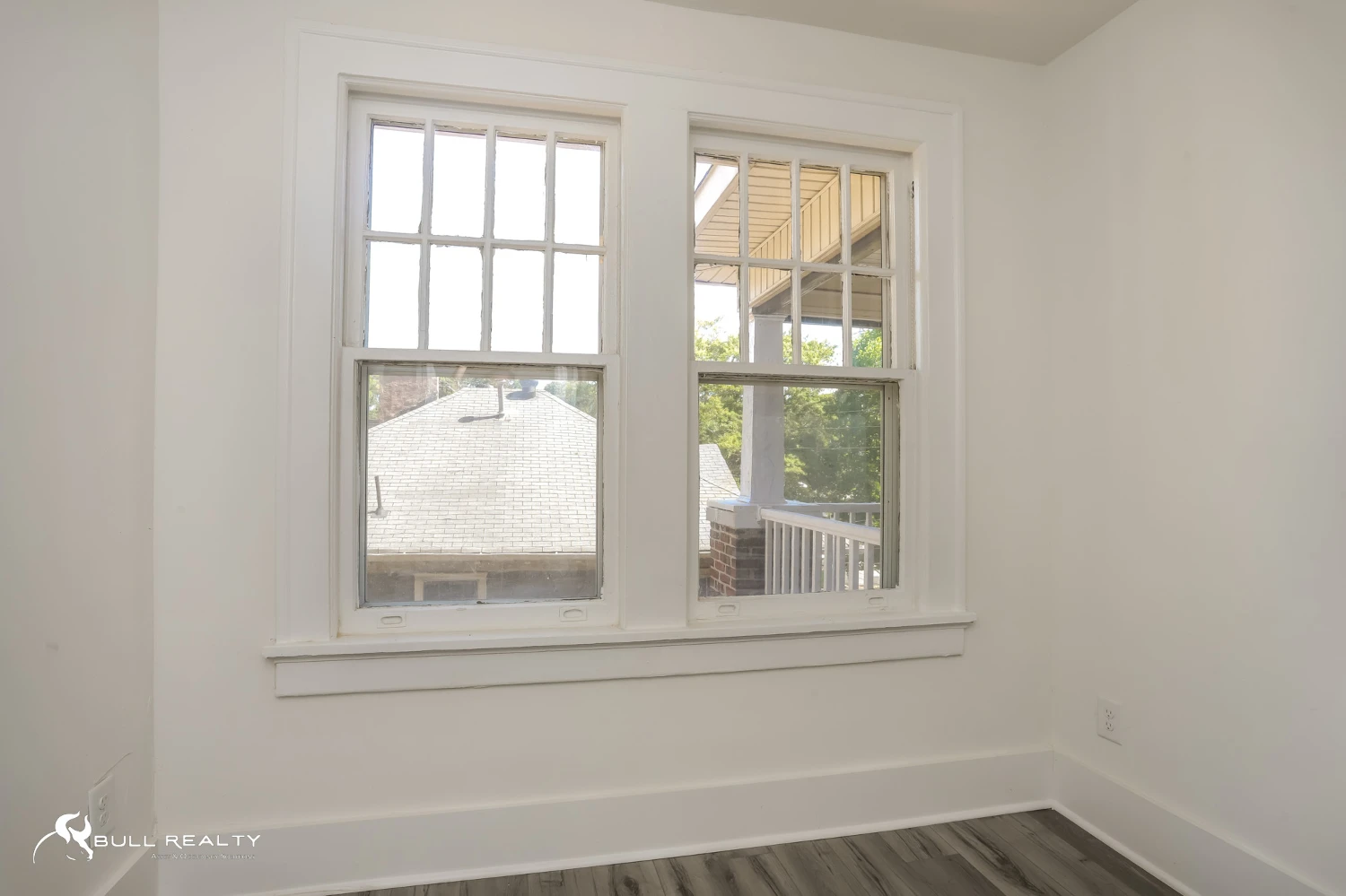 Newly Renovated Intown 10-Unit Apartment Building With Extra Land for Potential Development