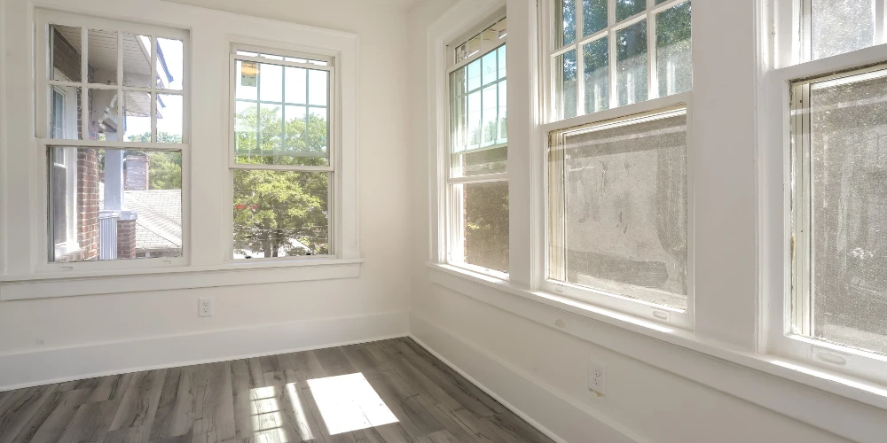 Newly Renovated Intown 10-Unit Apartment Building With Extra Land for Potential Development