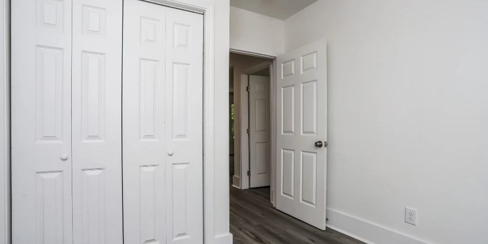 Newly Renovated Intown 10-Unit Apartment Building With Extra Land for Potential Development