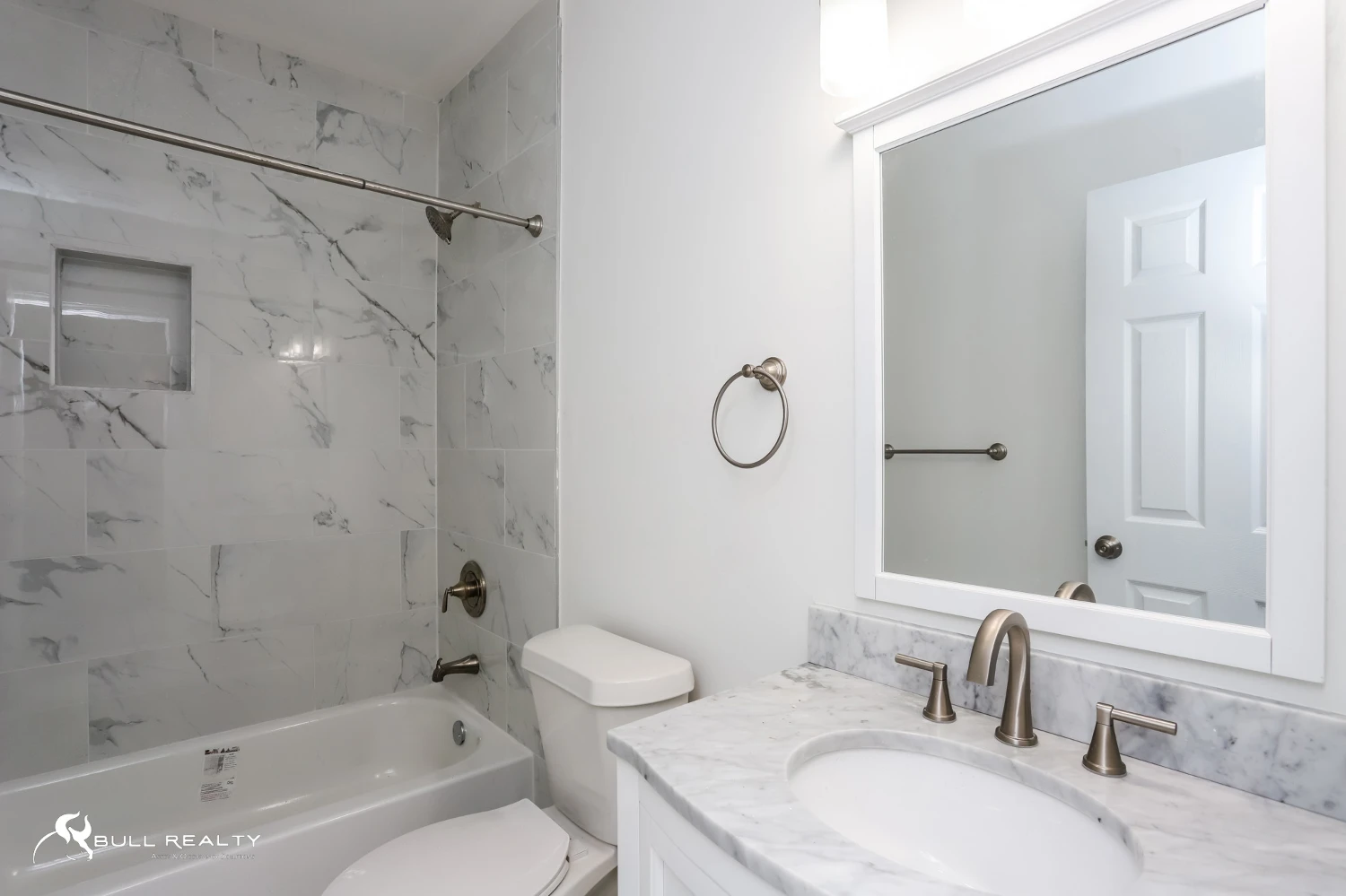 Newly Renovated Intown 10-Unit Apartment Building With Extra Land for Potential Development