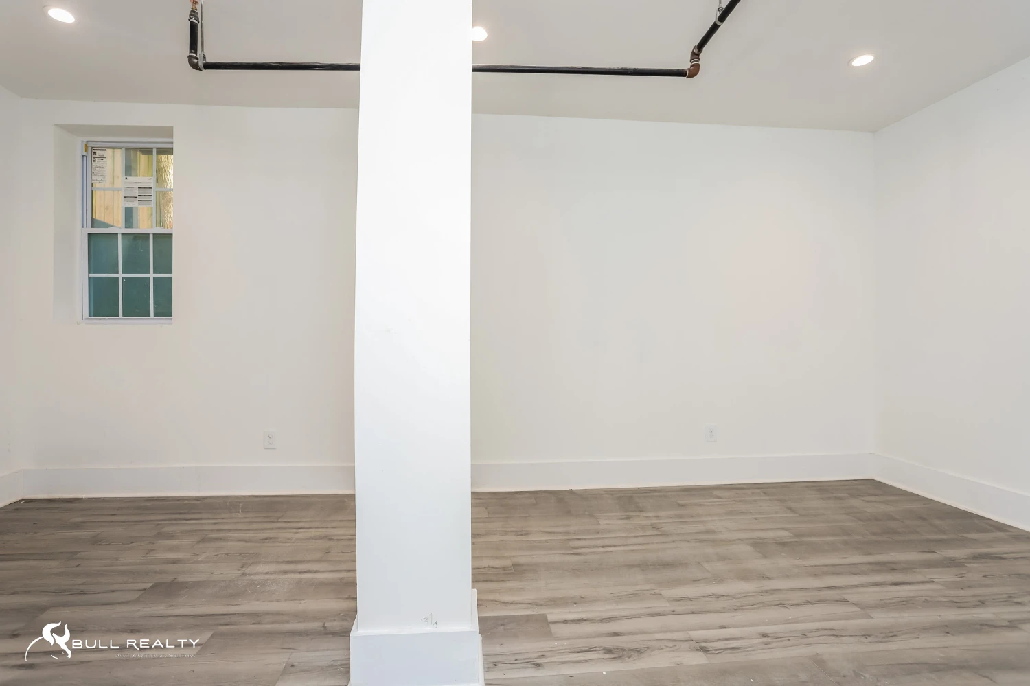 Newly Renovated Intown 10-Unit Apartment Building With Extra Land for Potential Development
