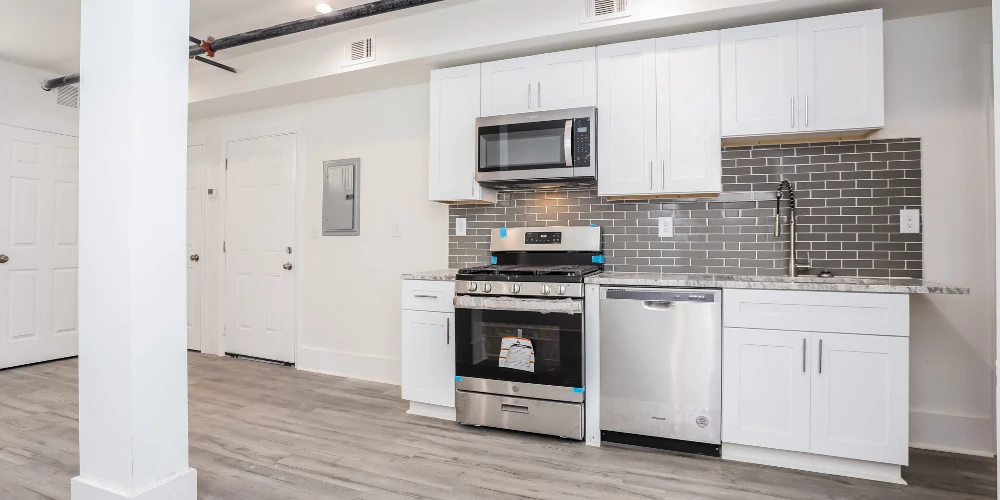 Newly Renovated Intown 10-Unit Apartment Building With Extra Land for Potential Development