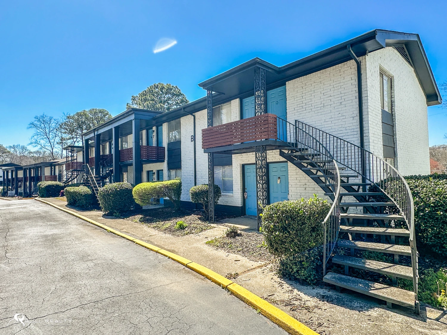 Value-Add Multifamily Opportunity | 136 Units 