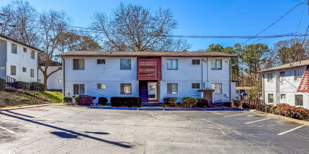 Value-Add Multifamily Opportunity | 136 Units 