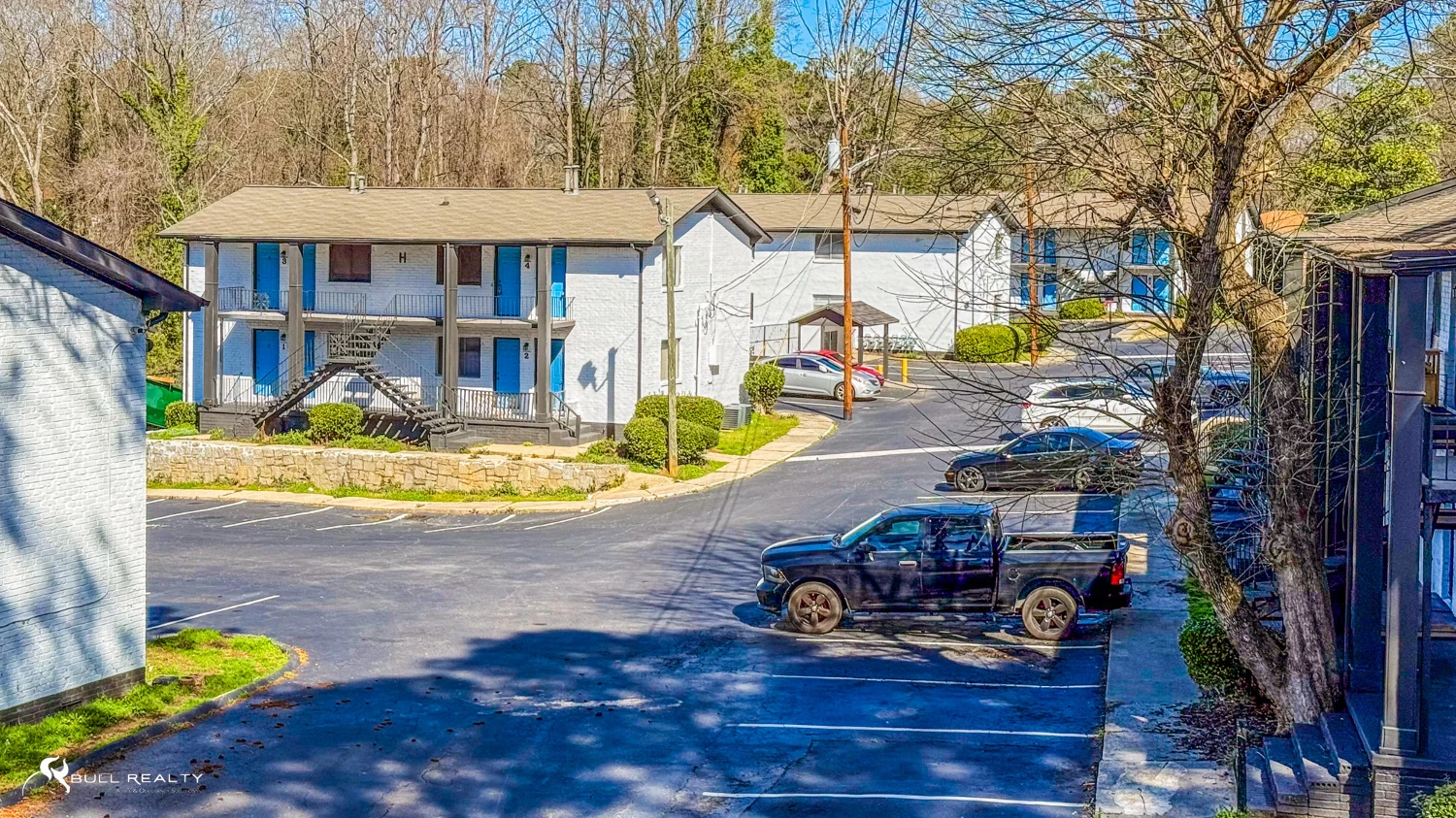 Value-Add Multifamily Opportunity | 136 Units 