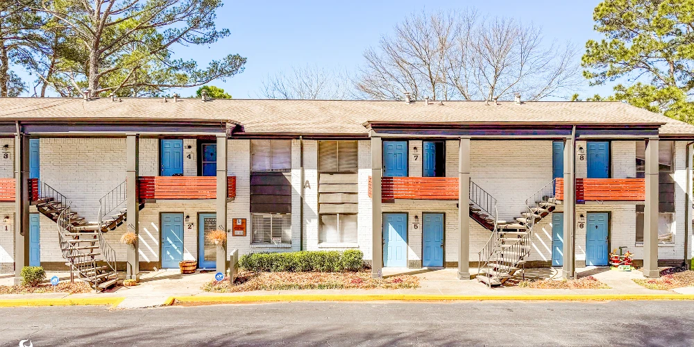 Value-Add Multifamily Opportunity | 136 Units 