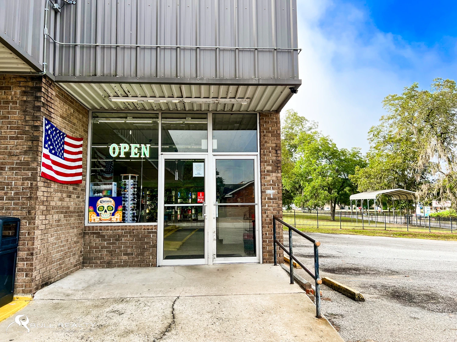 Retail Investment Opportunity | 10% Cap Rate