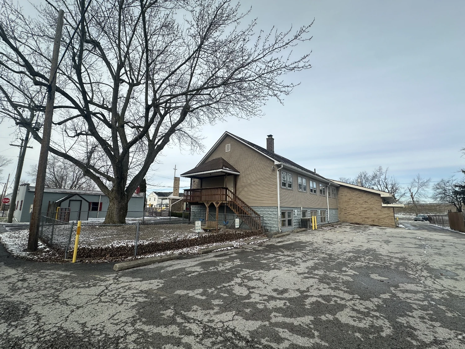 207 E Foulke Ave, Findlay, OH 45840