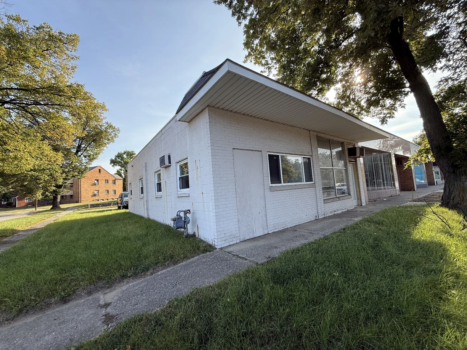 4324 Monroe St, Toledo