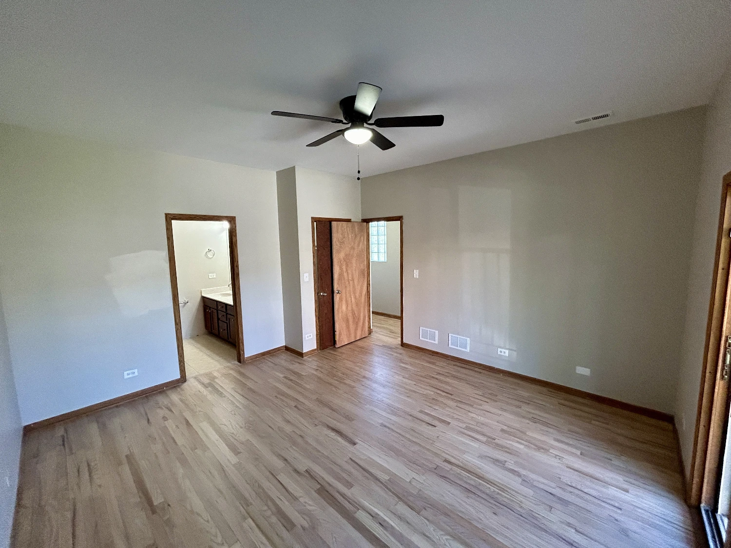 5331 S Calumet - Four-Unit Apartment Building in Washington Park