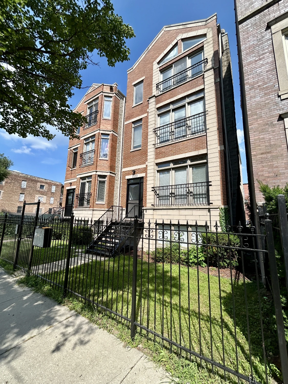 5331 S Calumet - Four-Unit Apartment Building in Washington Park