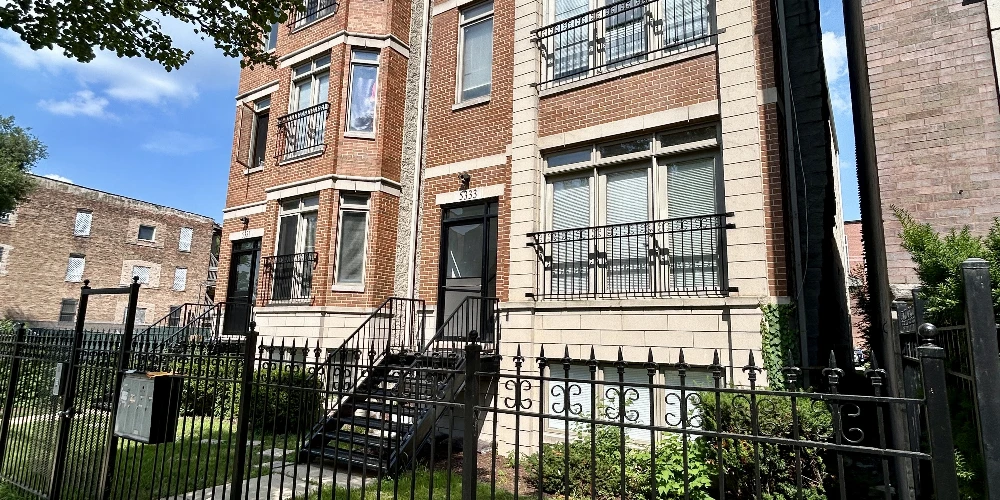 5331 S Calumet - Four-Unit Apartment Building in Washington Park