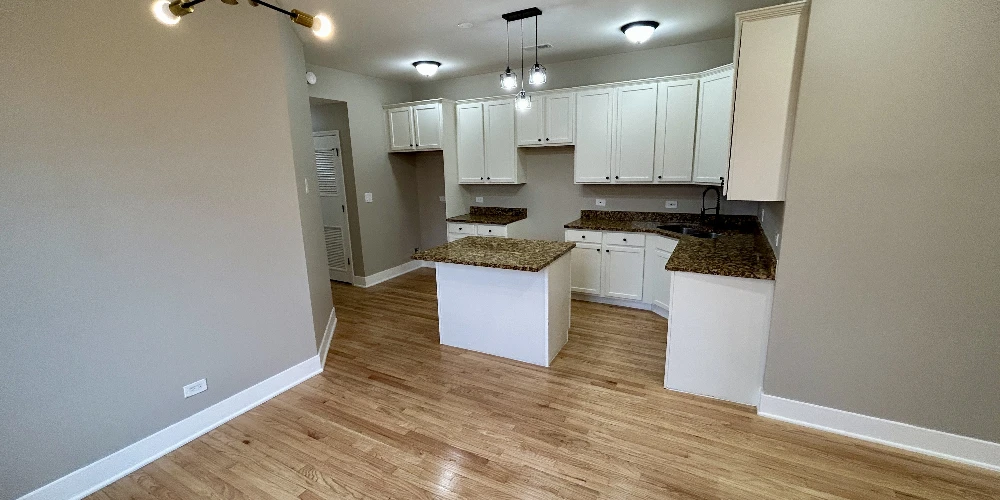 5644 S Prairie - Four-Unit Apartment Building