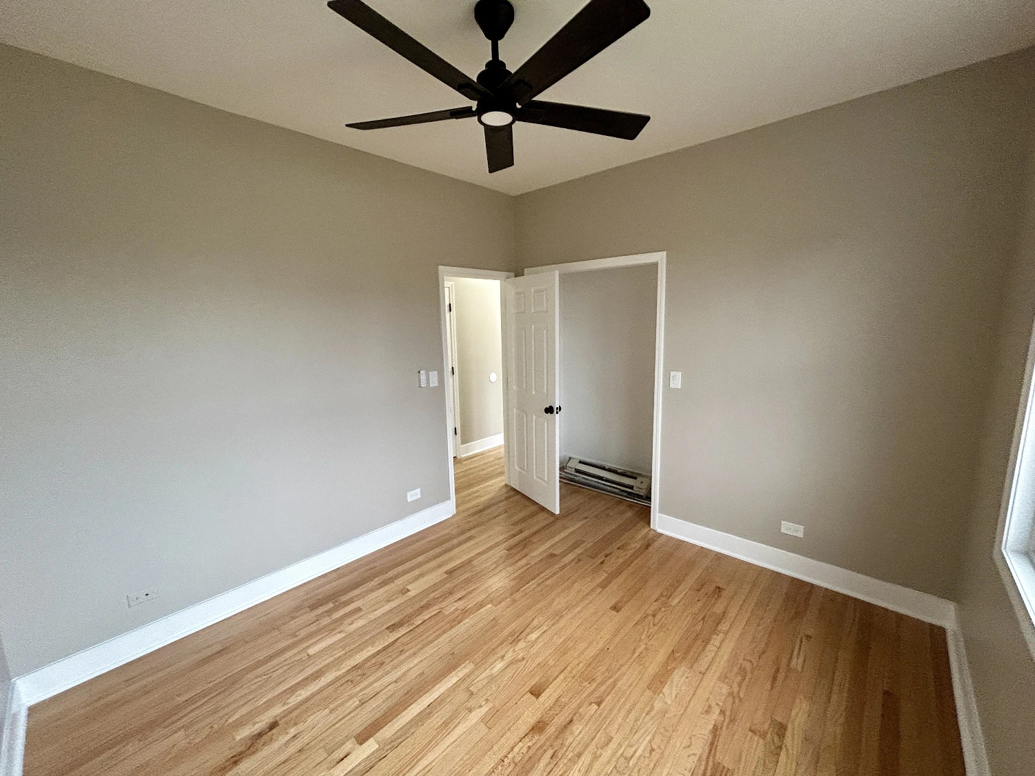 5644 S Prairie - Four-Unit Apartment Building