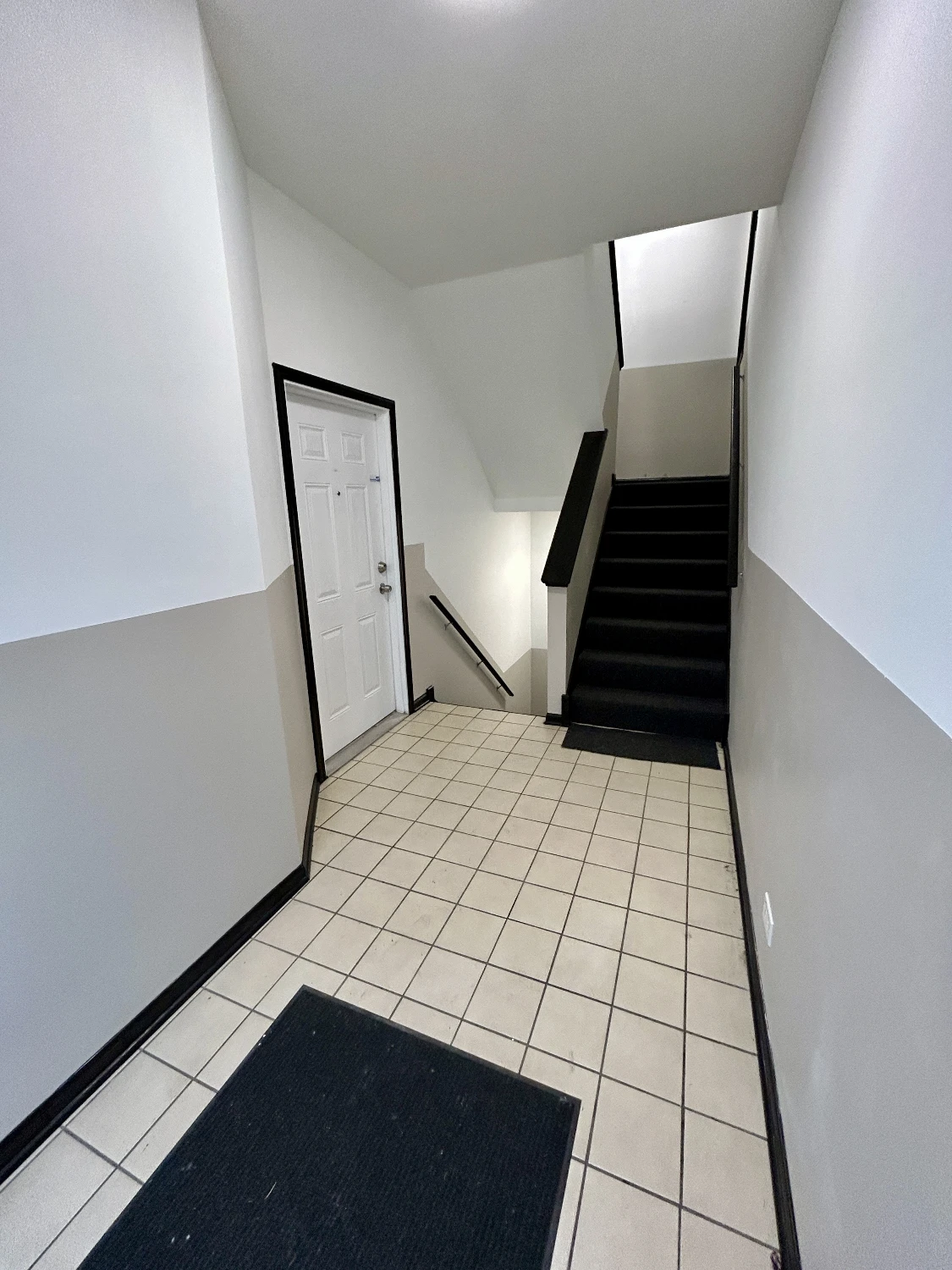 5644 S Prairie - Four-Unit Apartment Building