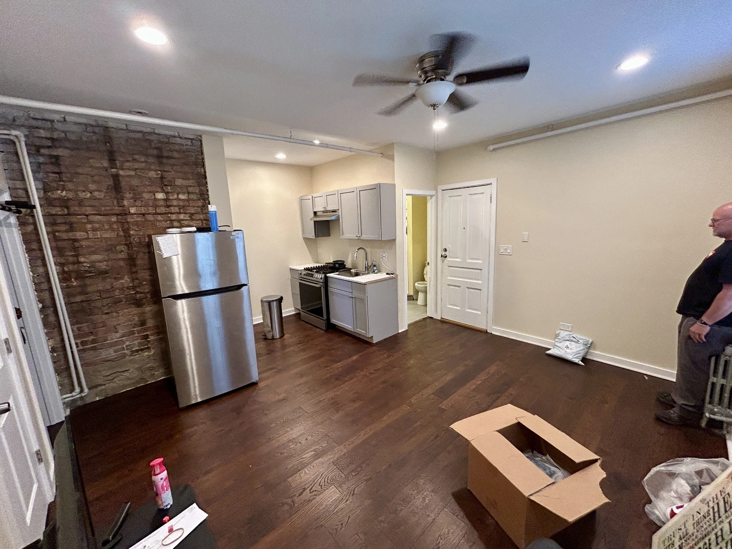 735 E 88th Street - Six Unit Multi-Family Investment Opportunity