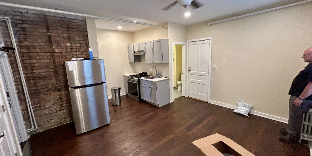 735 E 88th Street - Six Unit Multi-Family Investment Opportunity
