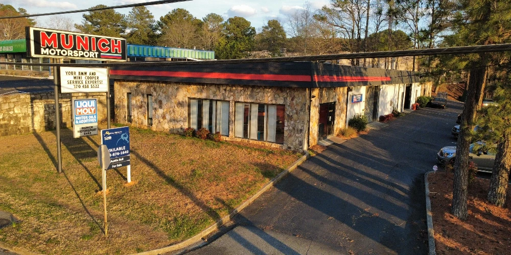Freestanding Warehouse Building with Retail Exposure | ±7,500 SF | For Sale