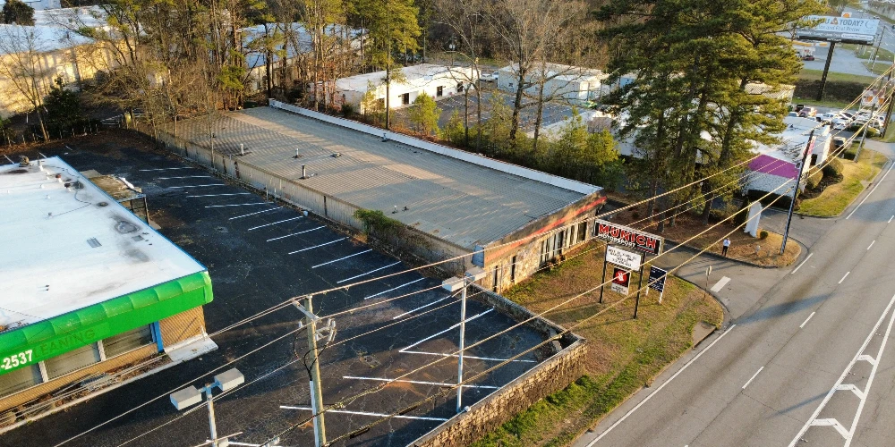 Freestanding Warehouse Building with Retail Exposure | ±7,500 SF | For Sale