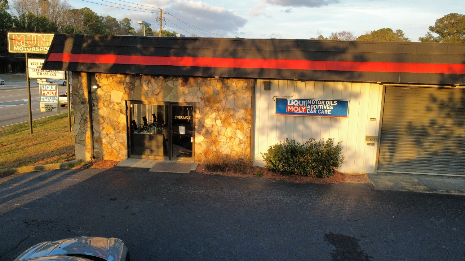 Freestanding Warehouse Building with Retail Exposure | ±7,500 SF | For Sale