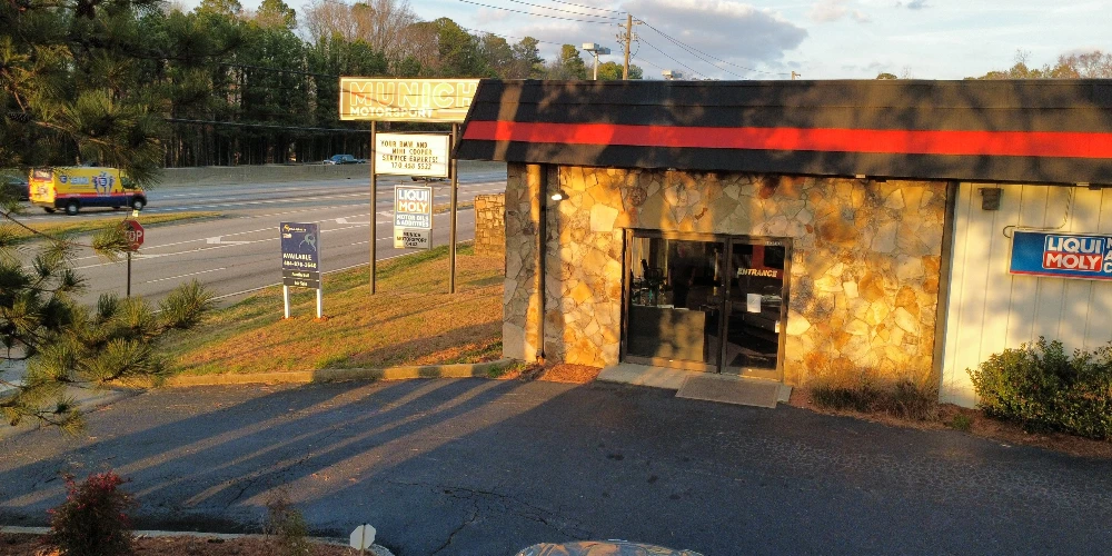 Freestanding Warehouse Building with Retail Exposure | ±7,500 SF | For Sale