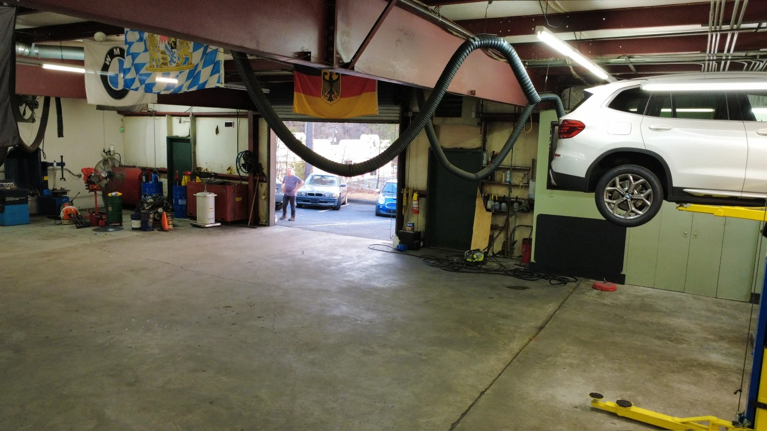 Freestanding Warehouse Building with Retail Exposure | ±7,500 SF | For Sale