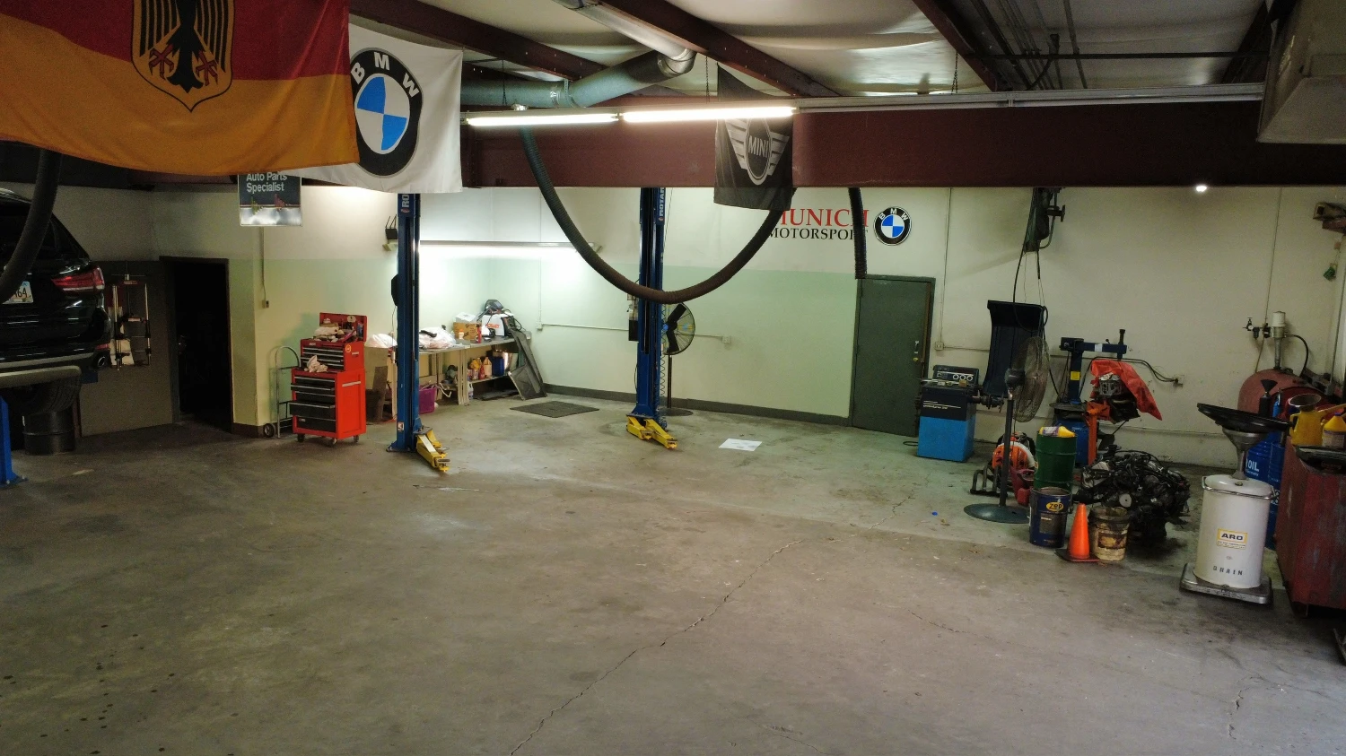 Freestanding Warehouse Building with Retail Exposure | ±7,500 SF | For Sale