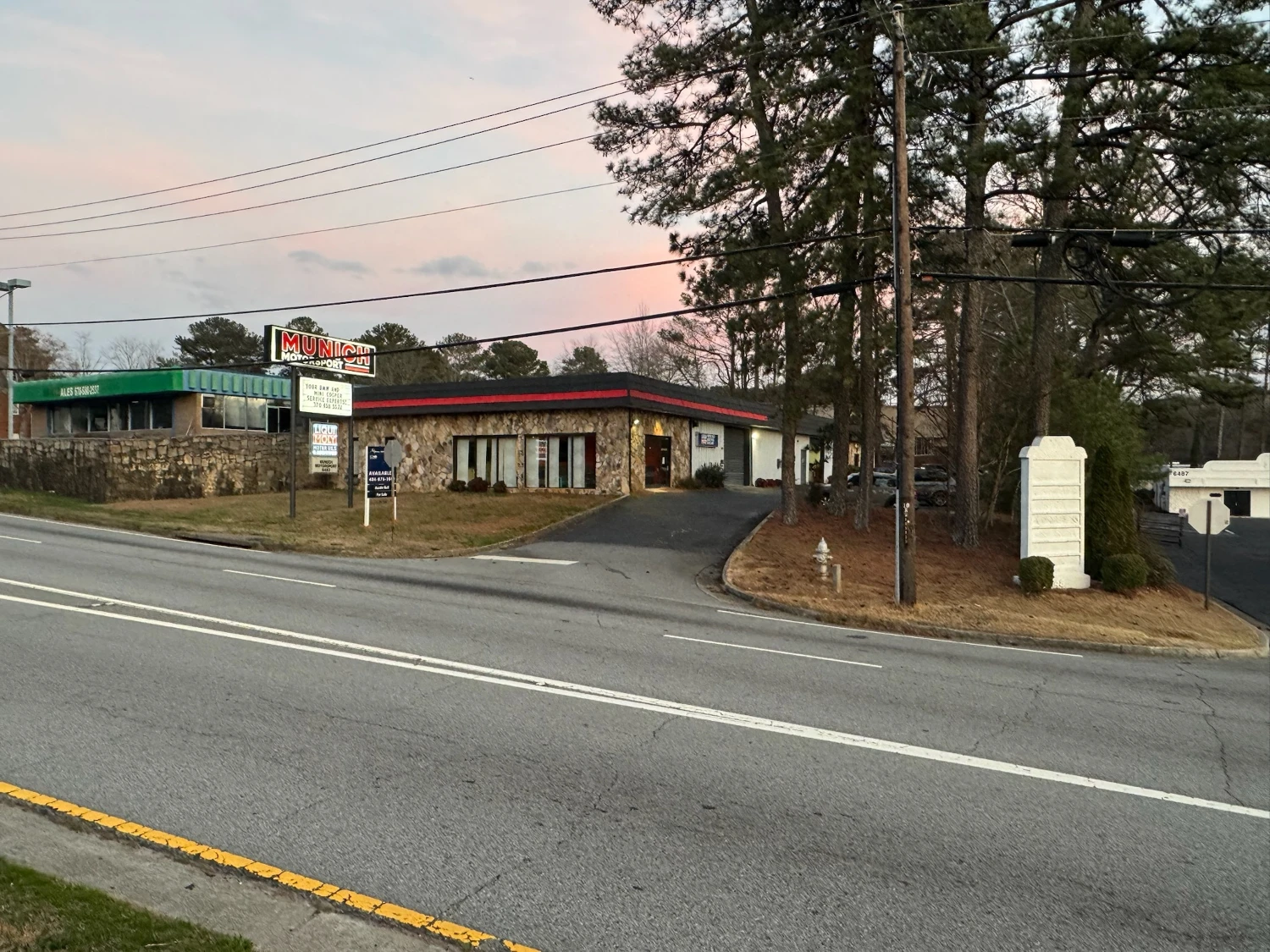 Freestanding Warehouse Building with Retail Exposure | ±7,500 SF | For Sale