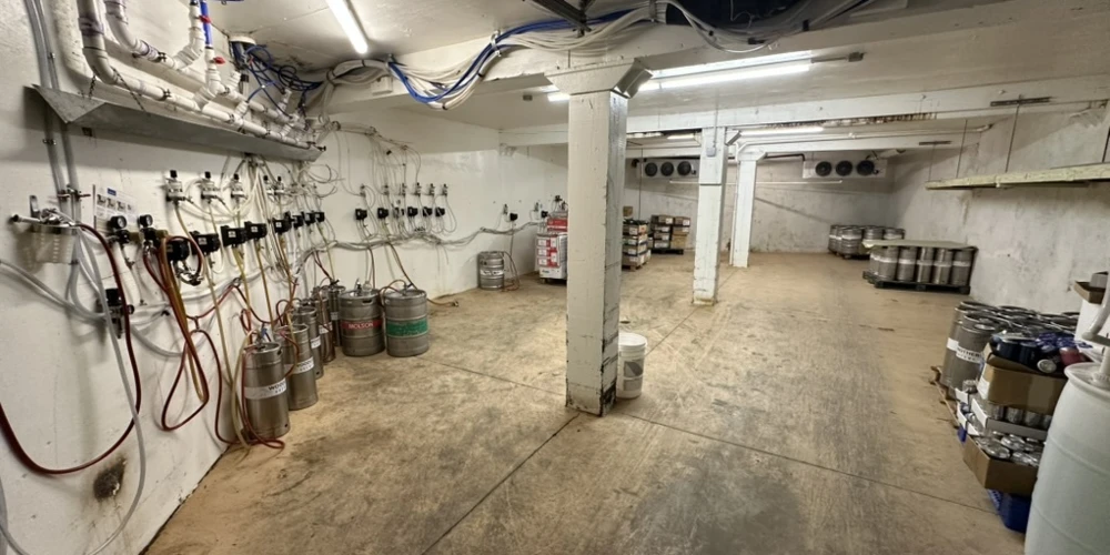 638 Lake St. - NEW PRICE! 24,320+/- SF RETAIL SPACE - INVESTMENT OPPORTUNITY