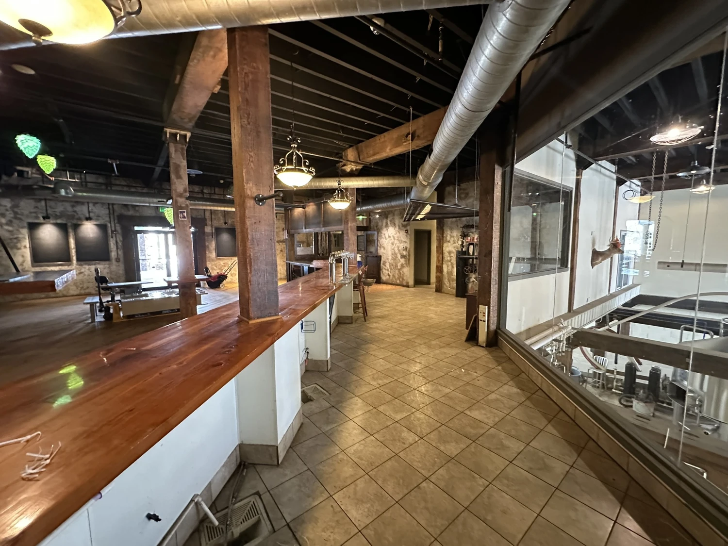 638 Lake St. - NEW PRICE! 24,320+/- SF RETAIL SPACE - INVESTMENT OPPORTUNITY