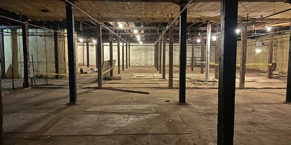 638 Lake St. - NEW PRICE! 24,320+/- SF RETAIL SPACE - INVESTMENT OPPORTUNITY