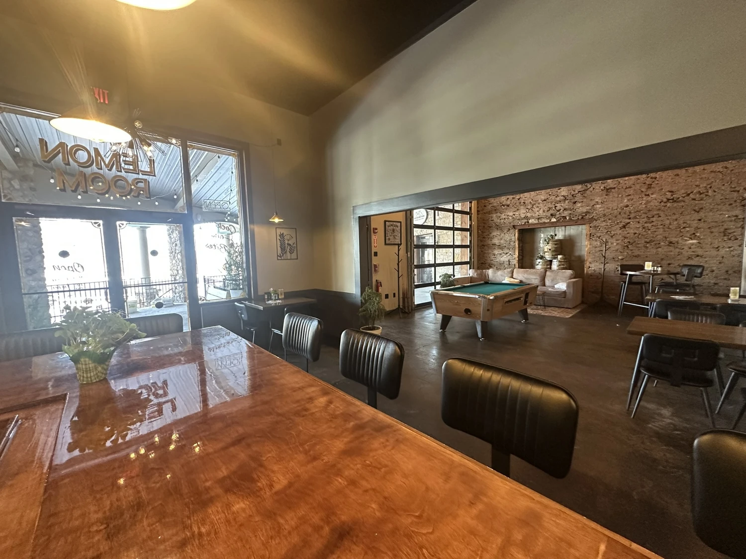 638 Lake St. - NEW PRICE! 24,320+/- SF RETAIL SPACE - INVESTMENT OPPORTUNITY