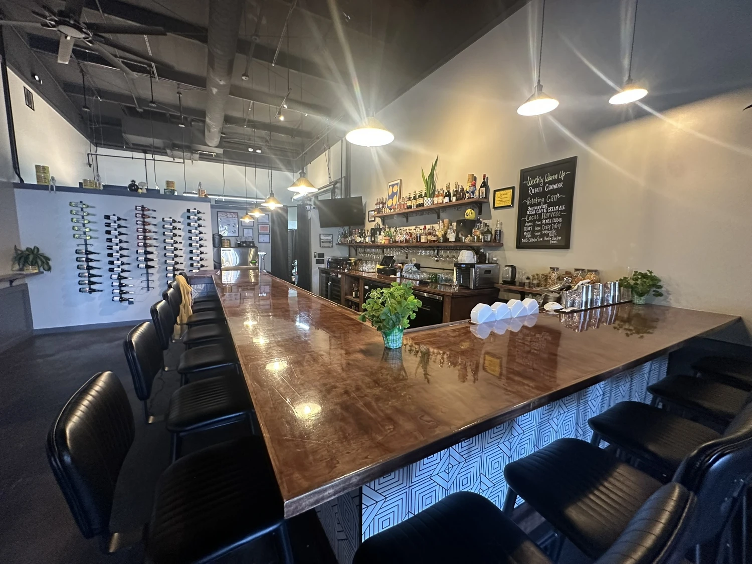 638 Lake St. - NEW PRICE! 24,320+/- SF RETAIL SPACE - INVESTMENT OPPORTUNITY