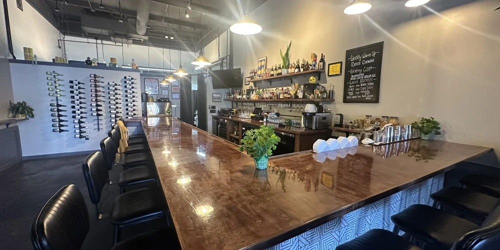 638 Lake St. - NEW PRICE! 24,320+/- SF RETAIL SPACE - INVESTMENT OPPORTUNITY