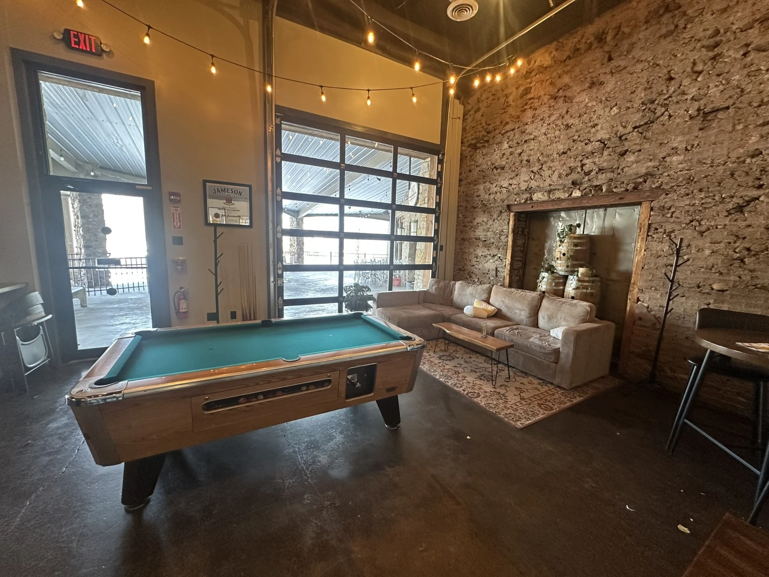 638 Lake St. - NEW PRICE! 24,320+/- SF RETAIL SPACE - INVESTMENT OPPORTUNITY