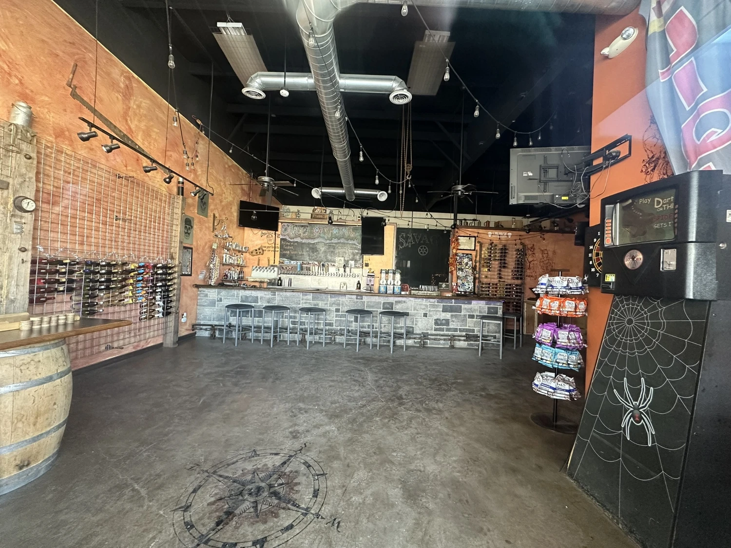 638 Lake St. - NEW PRICE! 24,320+/- SF RETAIL SPACE - INVESTMENT OPPORTUNITY