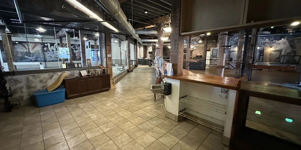 638 Lake St. - NEW PRICE! 24,320+/- SF RETAIL SPACE - INVESTMENT OPPORTUNITY