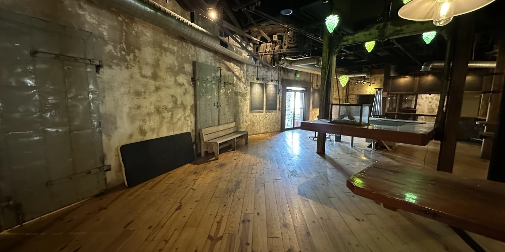 638 Lake St. - NEW PRICE! 24,320+/- SF RETAIL SPACE - INVESTMENT OPPORTUNITY