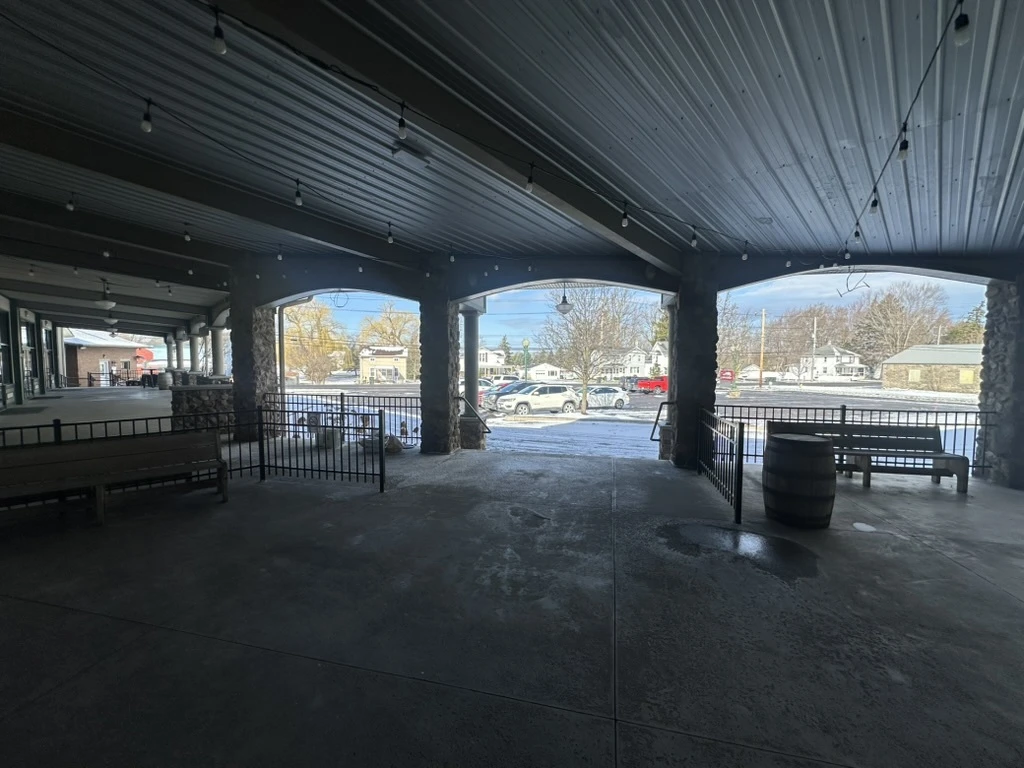 638 Lake St. - NEW PRICE! 24,320+/- SF RETAIL SPACE - INVESTMENT OPPORTUNITY
