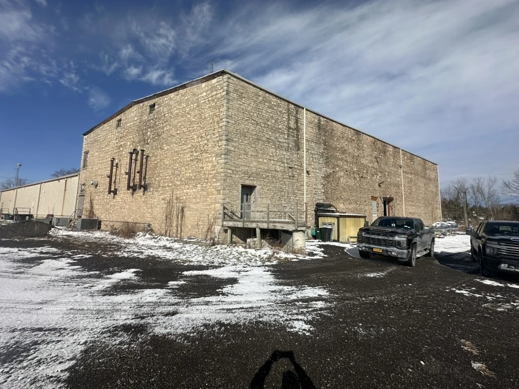 638 Lake St. - NEW PRICE! 24,320+/- SF RETAIL SPACE - INVESTMENT OPPORTUNITY