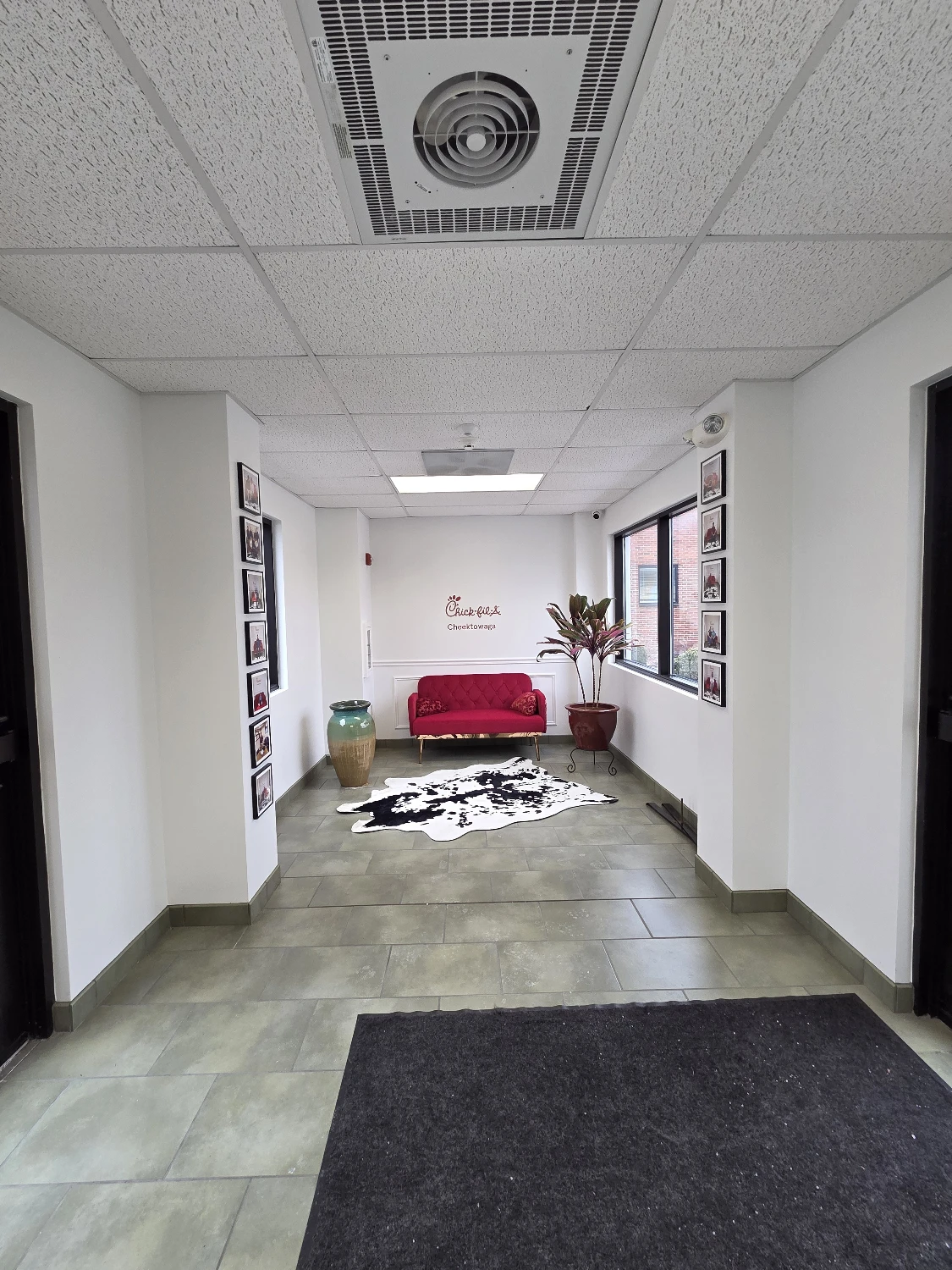 37 Anderson Rd - 5,965+/- SF Office/Flex Opportunity
